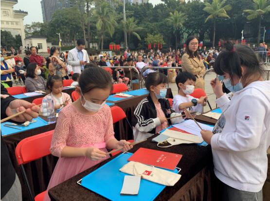 居民聽(tīng)得懂看得開(kāi)心 以精準(zhǔn)服務(wù)滿(mǎn)足市民日益增長(zhǎng)的多元化文化生活需求